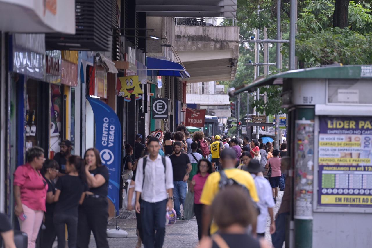 Podcast Centro em Movimento discute estratégias para fortalecer o comércio no hipercentro de Belo Horizonte