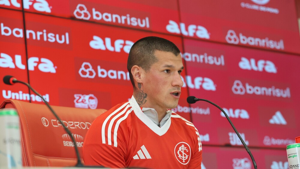 Internacional busca reforços e planeja próximos jogos no Brasileirão