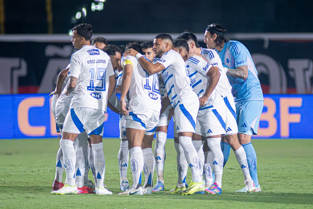 Cruzeiro retorna aos gramados em amistoso contra o Defensa y Justicia na intertemporada