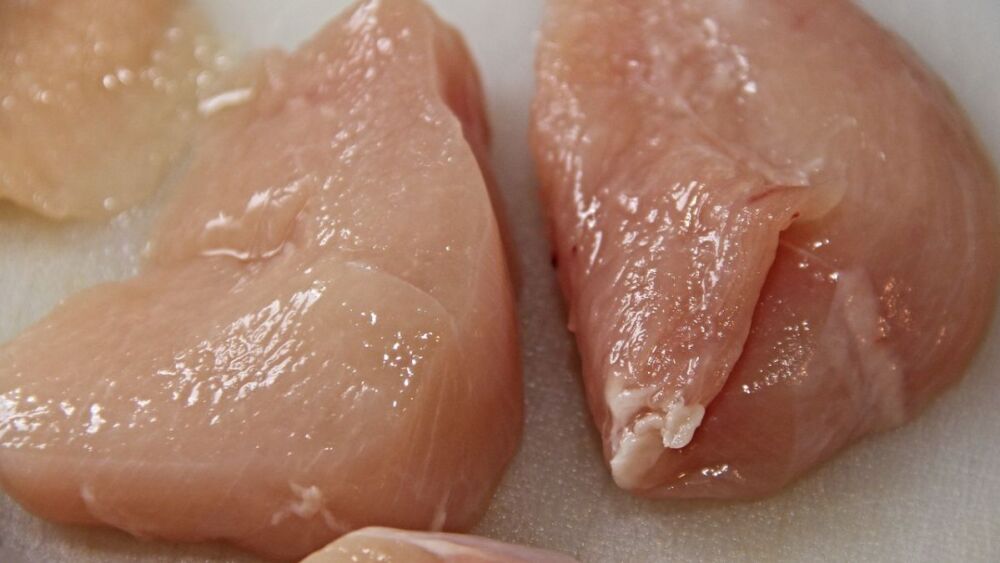 Preço do frango em junho sofre maior queda em 18 anos em São Paulo