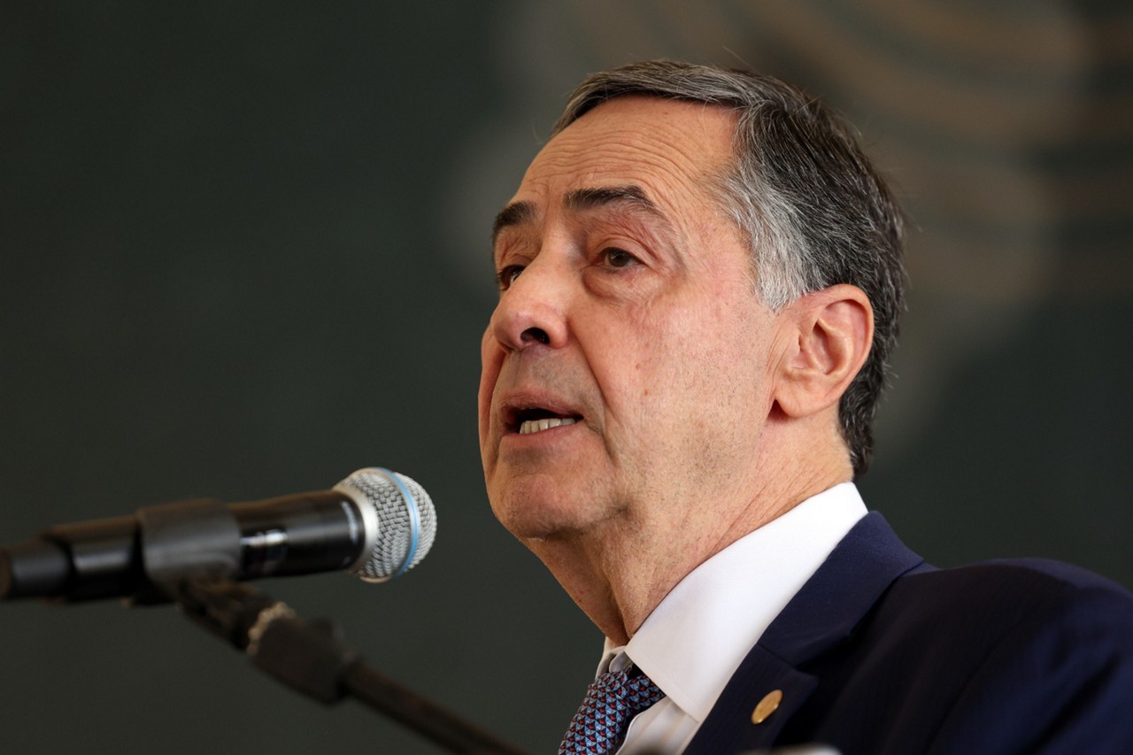Barroso propõe reforma no sistema de votos para a Câmara dos Deputados