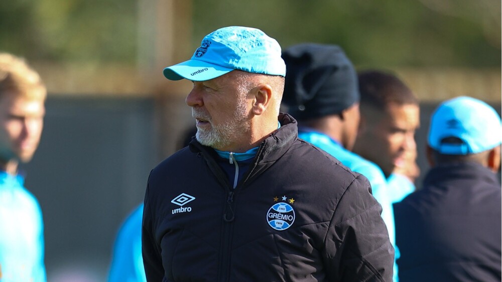 Escalação do Grêmio: Mano Menezes tem duas baixas e dúvidas para Recopa Gaúcha